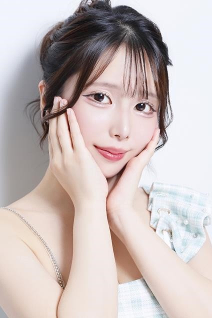 王葵 シロナ